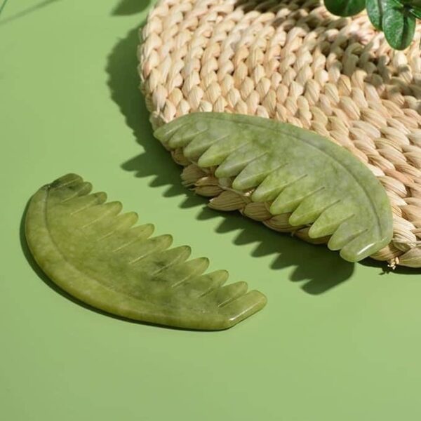 Peigne applicateur sérum en jade