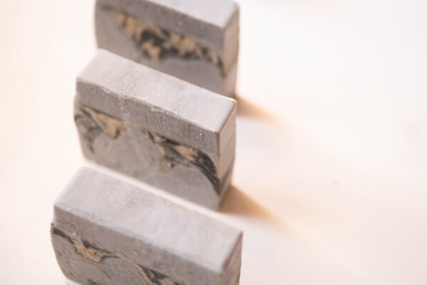 Savon violette et nigelle