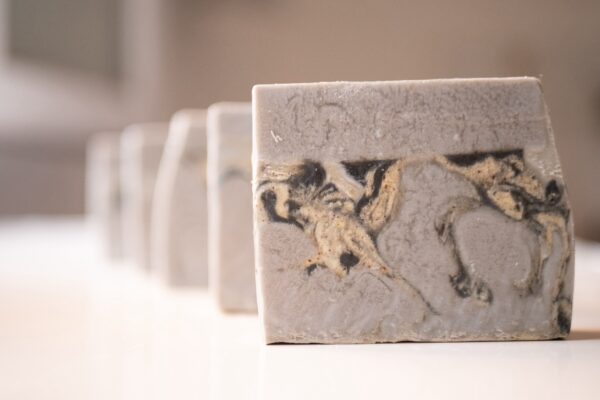 Savon violette et nigelle
