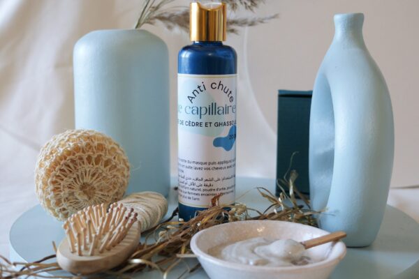 Masque capillaire à l'ortie, ghassoul et poudre cèdre