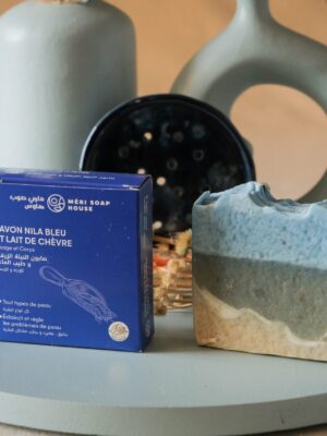 Savon nila bleu et lait de chèvre