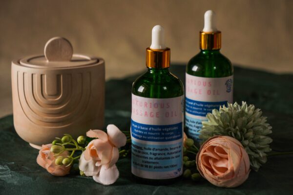 Luxurious massage oil