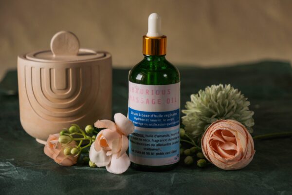 Luxurious massage oil