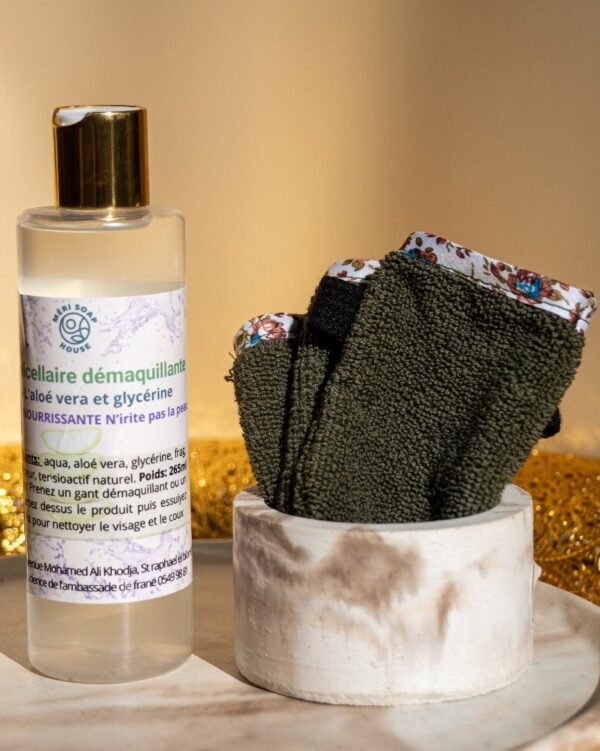 Gant démaquillant