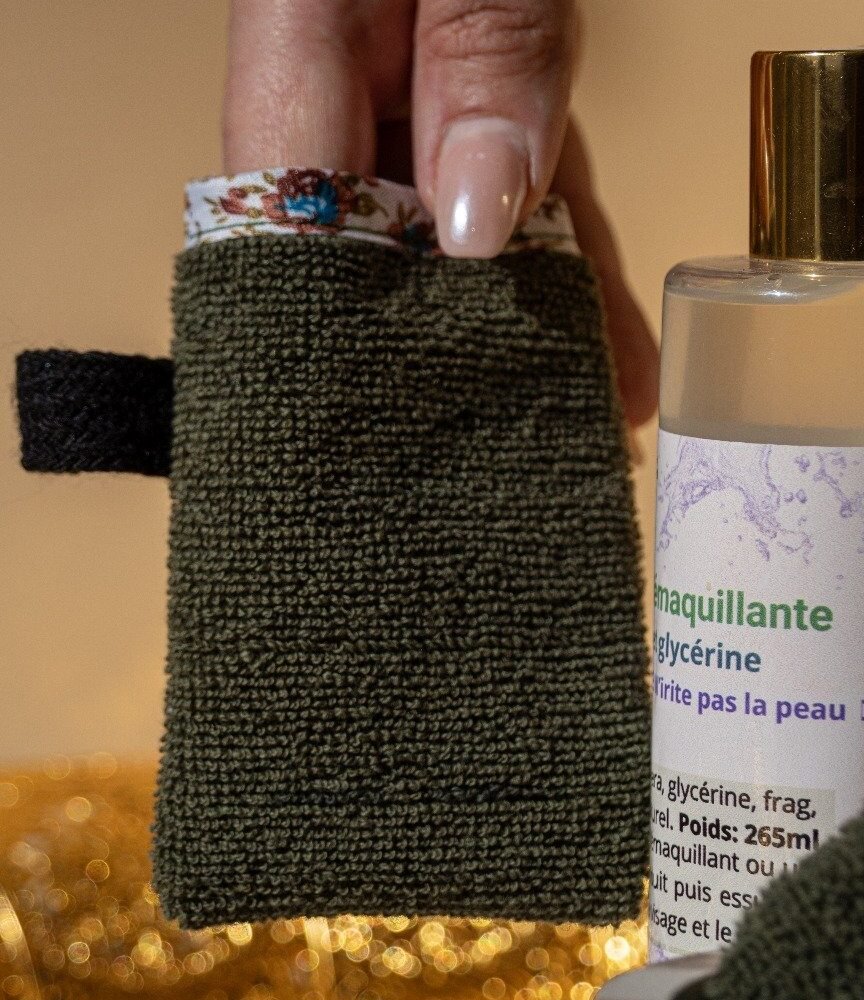 Gant démaquillant