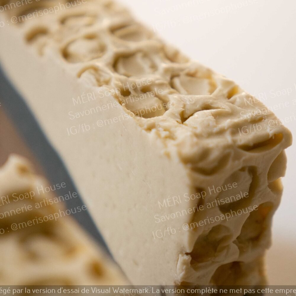 savon curcuma et cire d'abeille