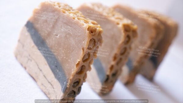 savon curcuma et cire d'abeille