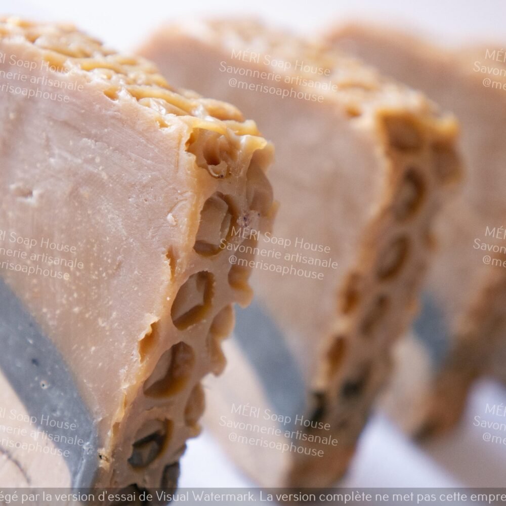 savon curcuma et cire d'abeille